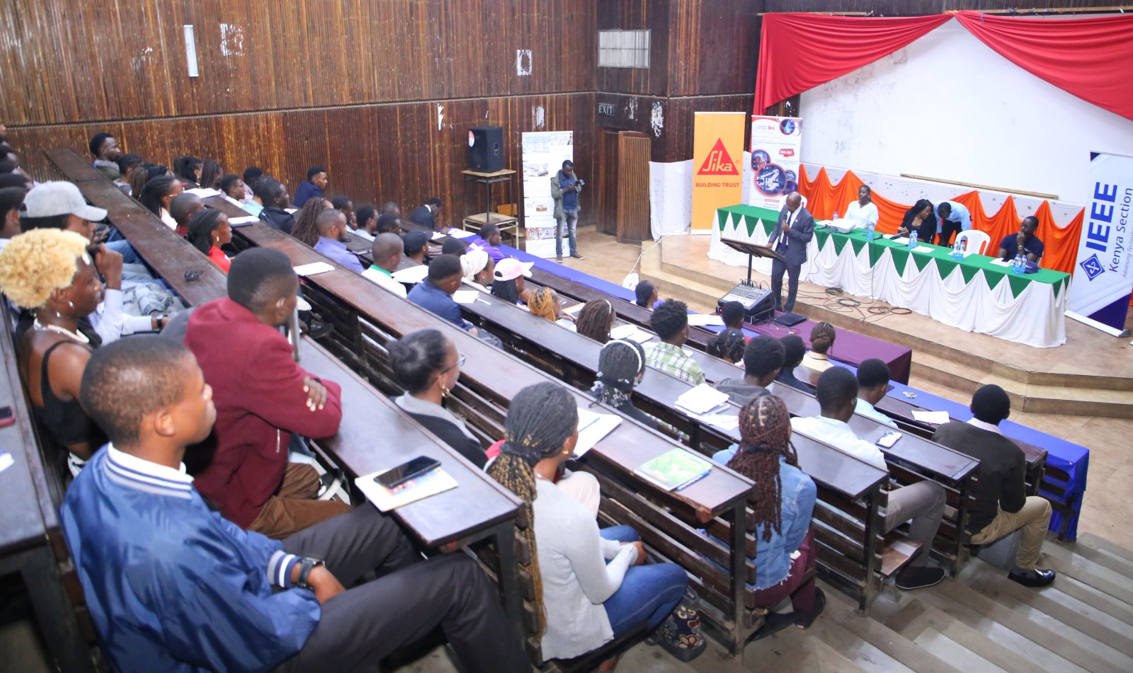 Symposium: Market Leaders Inspire Civil Engineering Students 